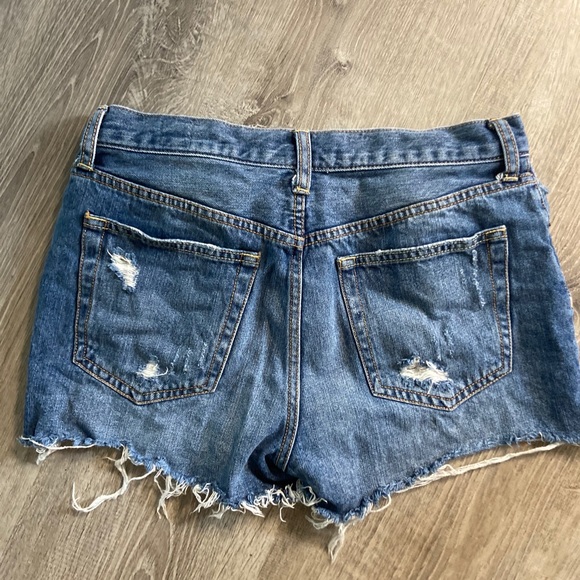 ✨ Size 28 Free People Shorts ✨make an offer ✨ - Picture 2 of 2